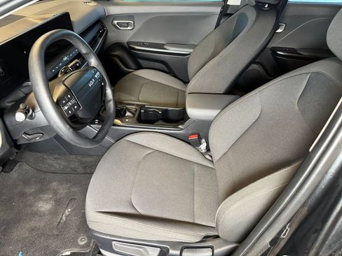 Used 2025 Kia K4 FWD image 20