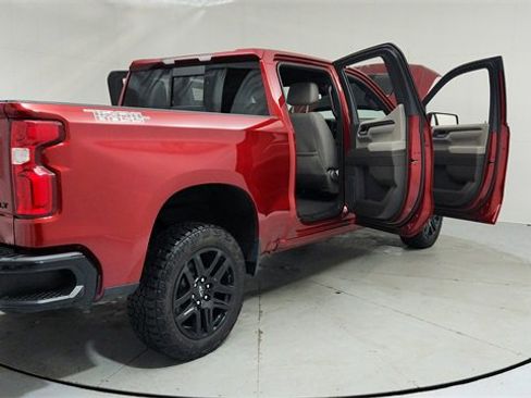 Used 2023 Chevrolet Silverado 1500 LT Trail Boss w/ Convenience Package II image 10