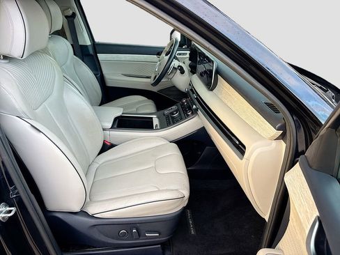 Used 2024 Hyundai Palisade Calligraphy image 31