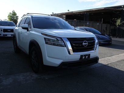 Used 2022 Nissan Pathfinder SV