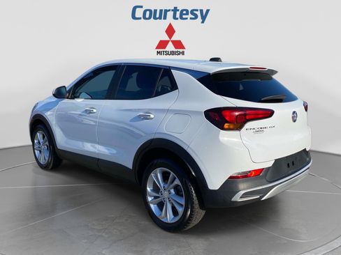 Used 2020 Buick Encore GX Preferred w/ Cold Weather Comfort Package FWD image 3