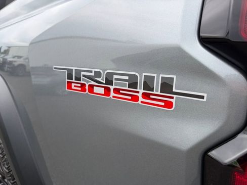 New 2026 Chevrolet Colorado Trail Boss AWD/4WD image 35