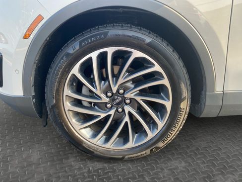 Used 2019 Lincoln Nautilus Reserve AWD/4WD image 18