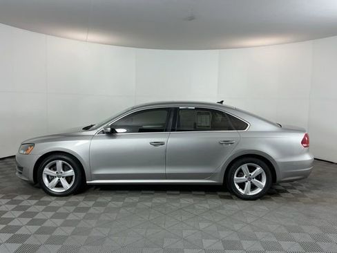 Used 2013 Volkswagen Passat 2.5 SE FWD image 8