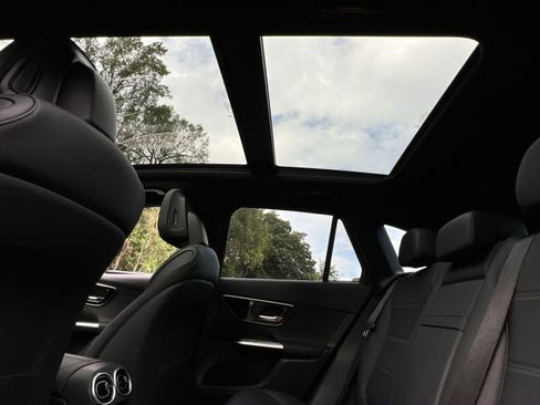 Used 2026 Mercedes-Benz GLC 300 4MATIC image 22