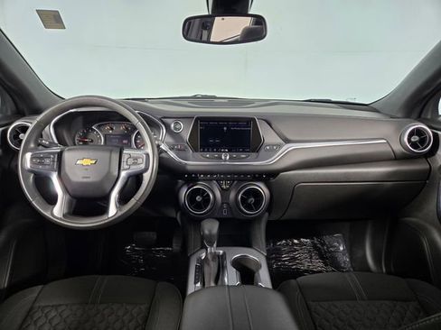 Used 2022 Chevrolet Blazer LT image 25