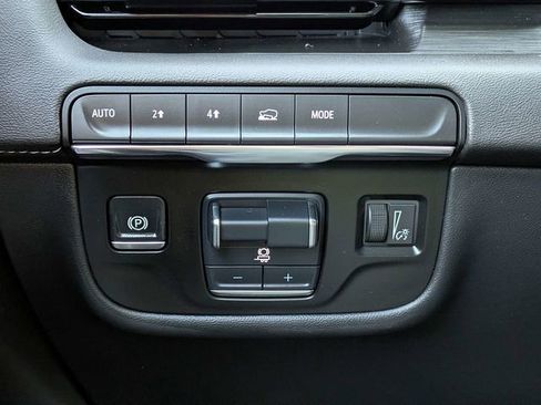 Used 2024 Cadillac Escalade Sport AWD/4WD image 26