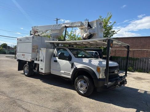 Used 2017 Ford F550 4x4 Regular Cab Super Duty image 1