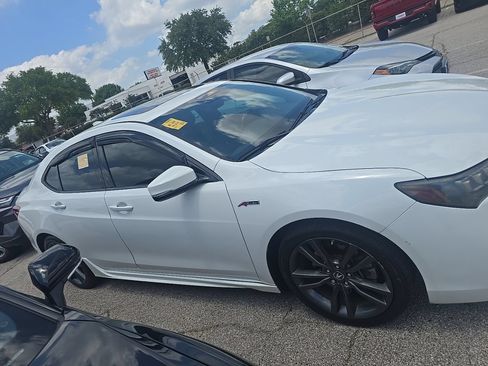 Used 2018 Acura TLX V6 w/ Technology & A-SPEC Pkg FWD image 2