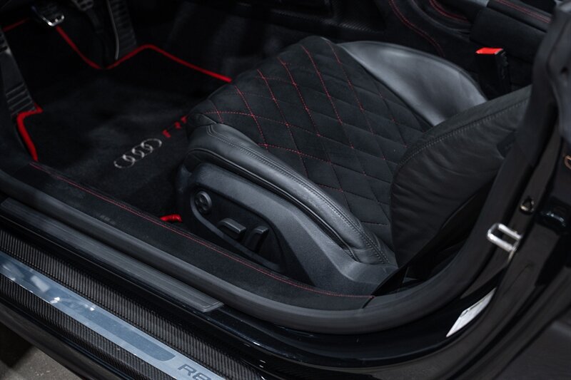 Used 2011 Audi R8 V10 AWD/4WD image 25