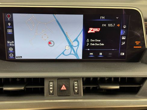 Used 2019 Lexus ES 350 w/ Luxury Package image 26