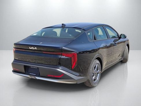New 2026 Kia K4 FWD image 4