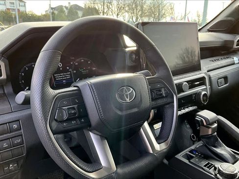 Used 2024 Toyota Tacoma Limited image 18