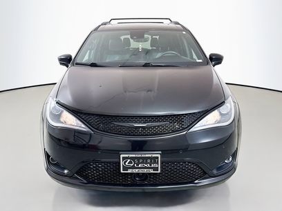 Used 2019 Chrysler Pacifica Touring-L Plus w/ Advanced Safetytec Group