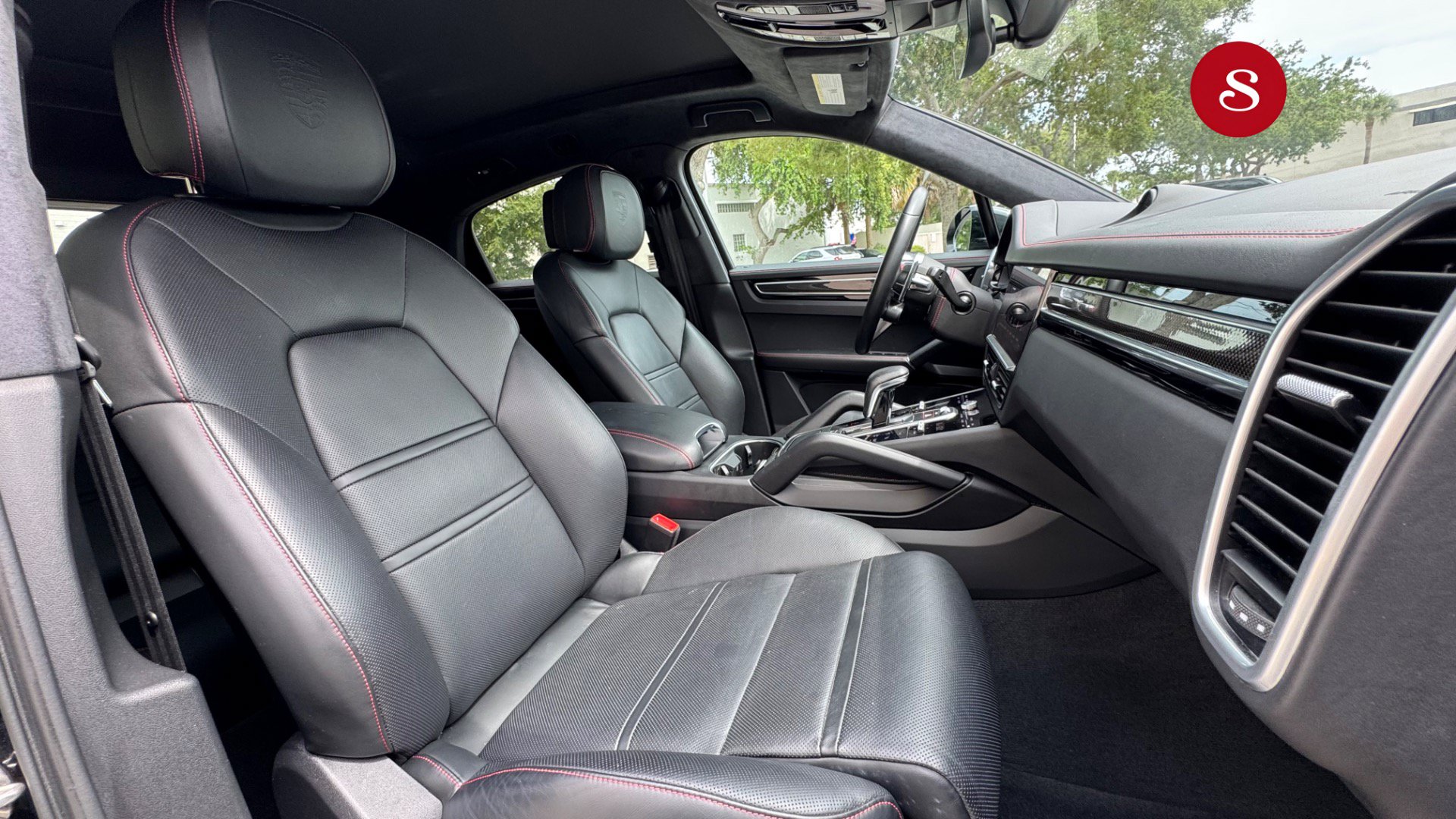 Used 2023 Porsche Cayenne GTS AWD/4WD image 20