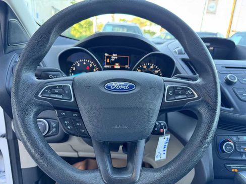 Used 2017 Ford Escape SE FWD image 47