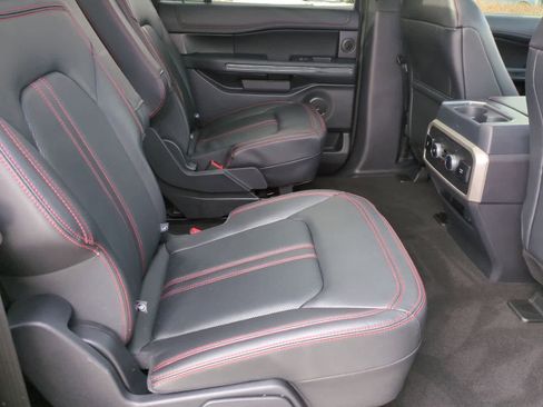 Used 2023 Ford Expedition Max Limited image 21