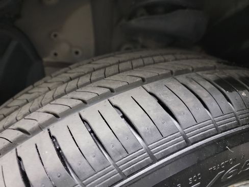 Used 2010 Honda CR-V LX image 22