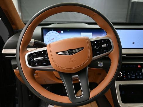 Used 2025 Genesis GV80 3.5T Prestige image 24