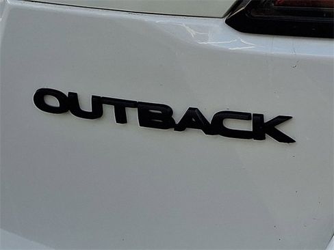 Used 2024 Subaru Outback Onyx Edition image 31