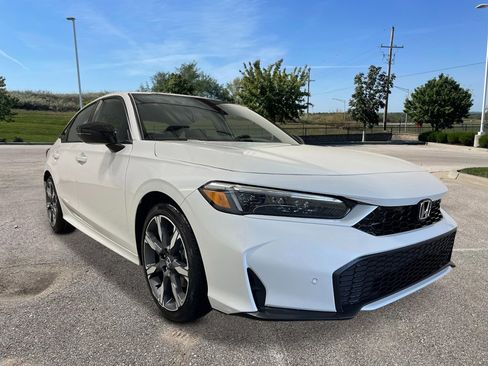 New 2026 Honda Civic Sport Touring image 9