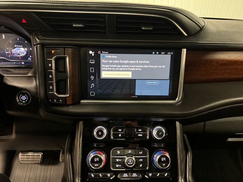 Certified 2023 GMC Yukon XL Denali Ultimate AWD/4WD image 24