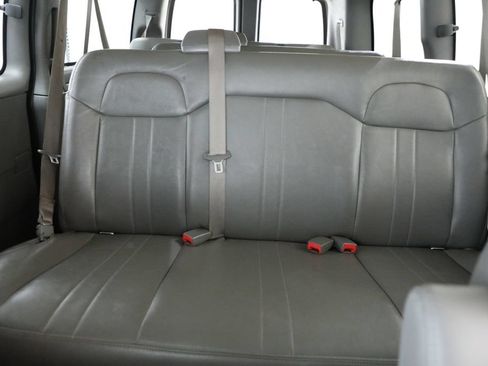 Used 2021 GMC Savana 3500 LS w/ Cold Climate Package RWD image 11