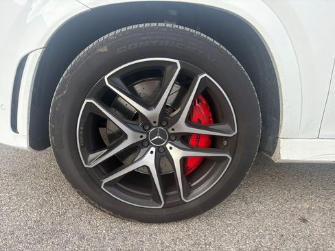 Used 2023 Mercedes-Benz GLE 53 AMG 4MATIC Coupe image 11