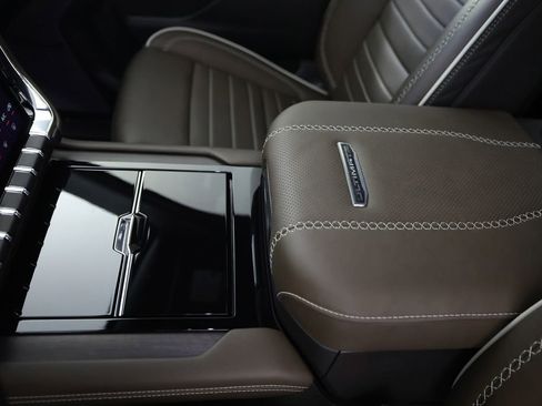 Used 2026 GMC Yukon XL Denali Ultimate image 46