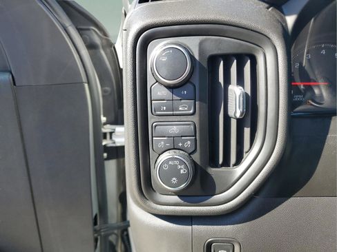 Used 2020 Chevrolet Silverado 1500 Custom w/ Custom Value Package image 24