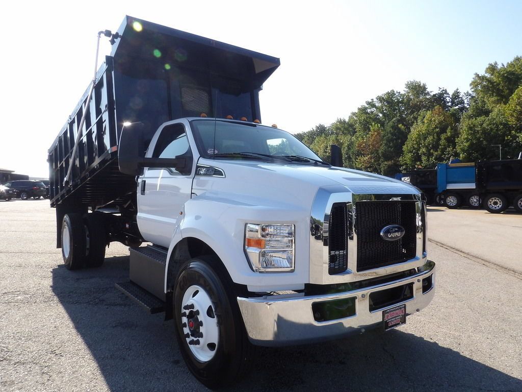 Used 2025 Ford F650 2WD Regular Cab Super Duty image 11
