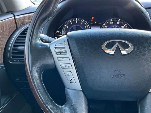 Used 2017 INFINITI QX80 4WD w/ Driver Assistance Package image 18