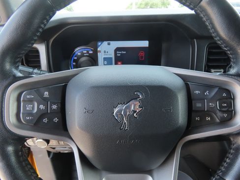 Used 2021 Ford Bronco First Edition AWD/4WD image 26