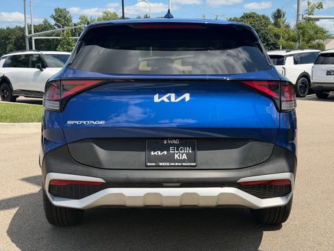 Used 2024 Kia Sportage EX FWD image 4
