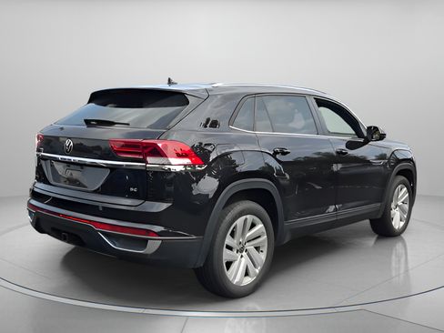 Certified 2023 Volkswagen Atlas Cross Sport SE AWD/4WD image 5
