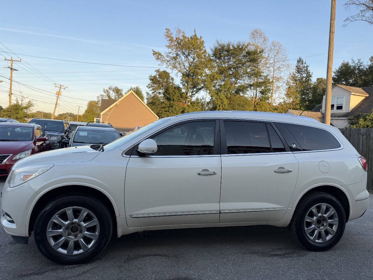 Used 2013 Buick Enclave Leather FWD image 5