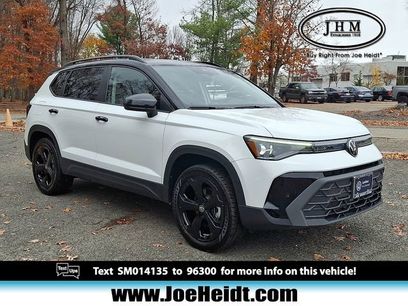 Certified 2025 Volkswagen Taos SE