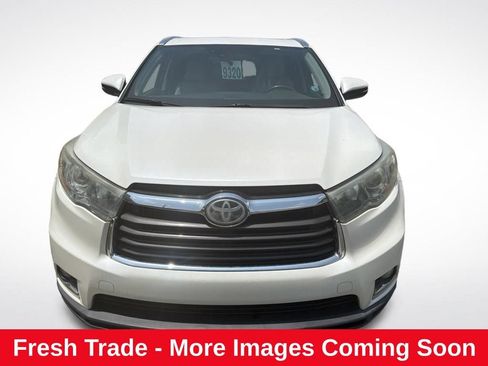 Used 2016 Toyota Highlander Limited w/ Driver Technology Package FWD image 1