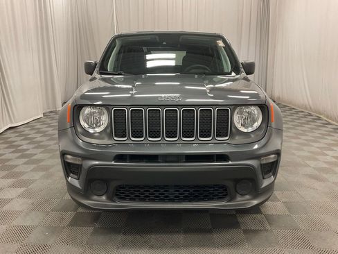 Used 2023 Jeep Renegade Latitude image 9