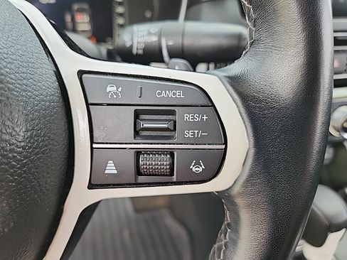 Used 2023 Honda Civic Touring image 13