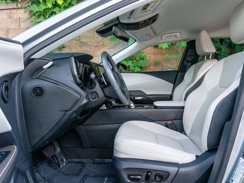 Used 2023 Lexus RX 350 FWD image 10