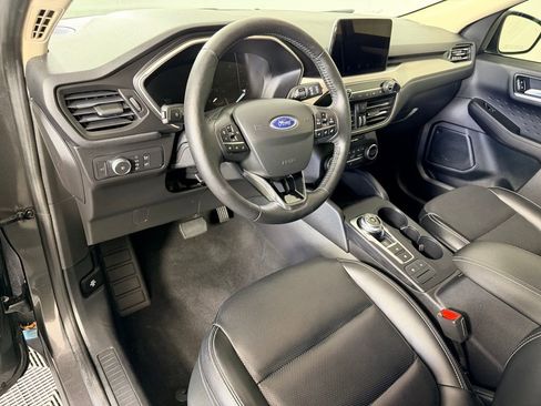 Used 2020 Ford Escape SEL image 30