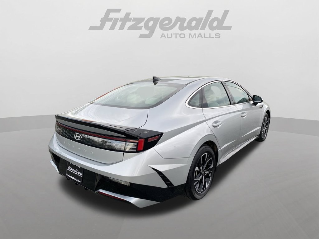 Used 2024 Hyundai Sonata SEL FWD image 7