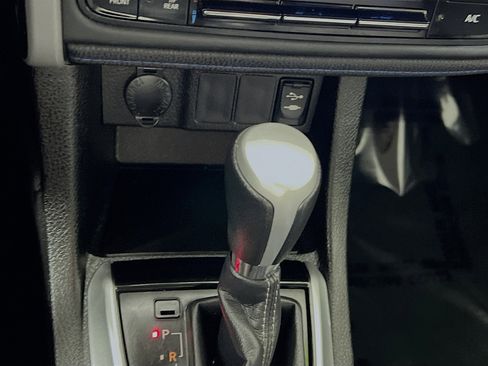 Used 2017 Toyota Corolla SE image 23