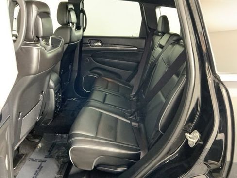 Used 2021 Jeep Grand Cherokee Overland image 27