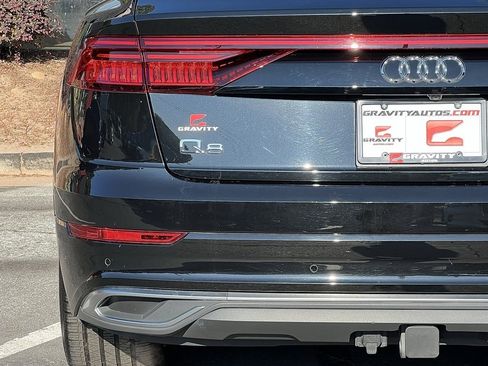 Used 2023 Audi Q8 Prestige image 14