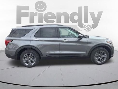 Used 2026 Ford Explorer Active w/ Active Comfort Package AWD/4WD image 9