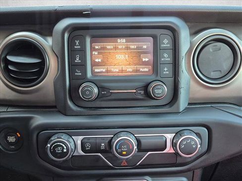 Used 2021 Jeep Gladiator Sport w/ Trailer Tow Package AWD/4WD image 11