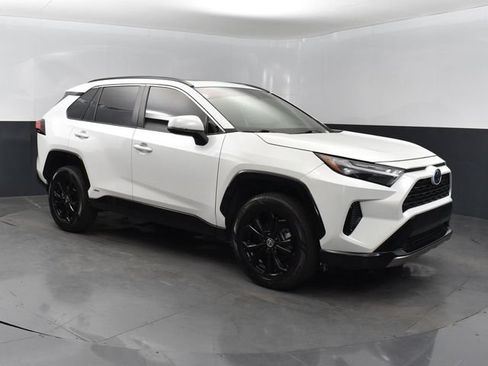 Used 2023 Toyota RAV4 SE w/ Convenience Package AWD/4WD image 26