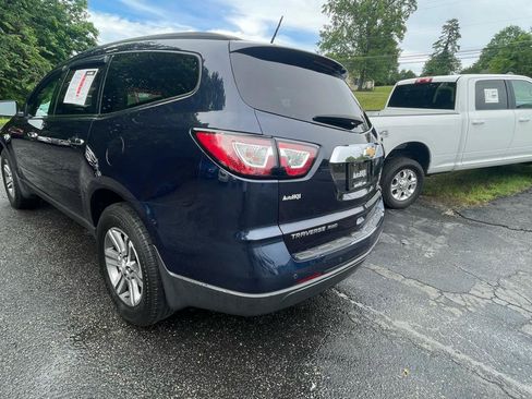 Used 2017 Chevrolet Traverse LT AWD/4WD image 6